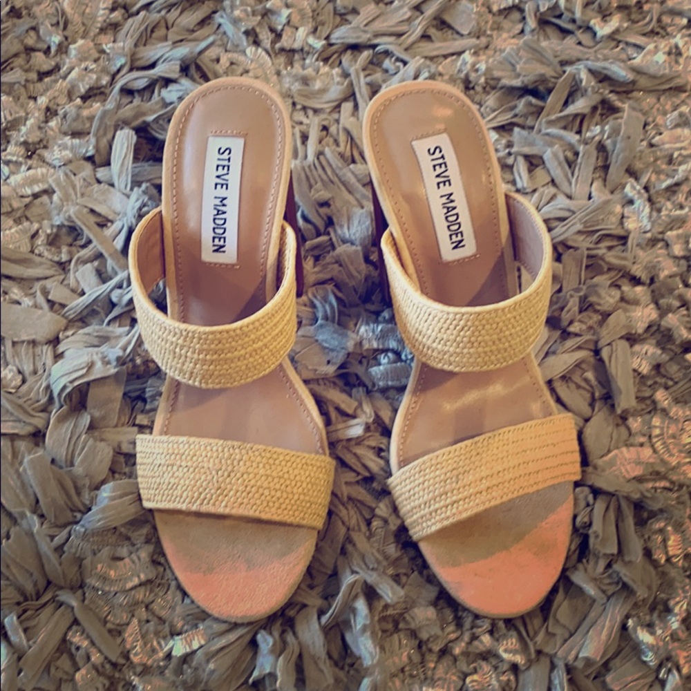 Steve Madden sandals new